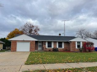 7520 19th Ave, Kenosha, WI 53143