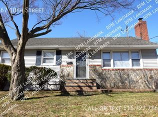 167 10th St, Bethpage, NY 11714