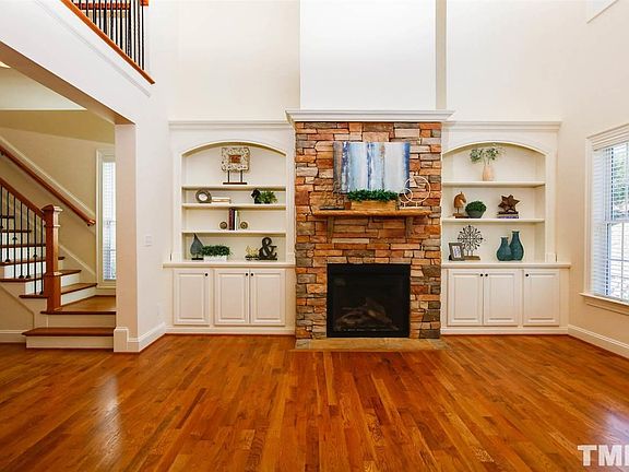 3rd image of 13 Wesleywood Dr