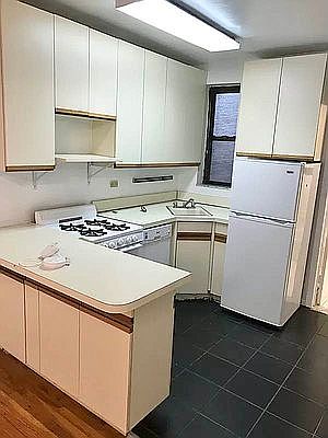 1st image of 313 W 57th St APT 3