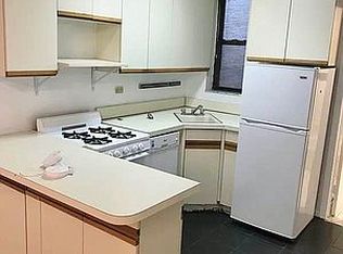 313 W 57th St APT 3, New York, NY 10019