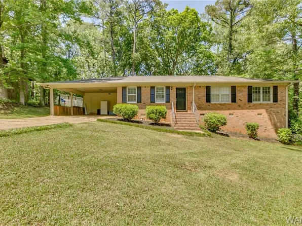 6908 42nd St, Northport, AL 35473