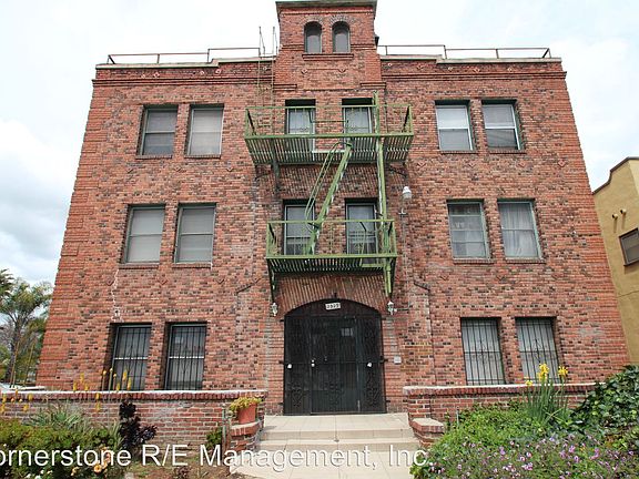 2nd image of 2329 W 25th St #202