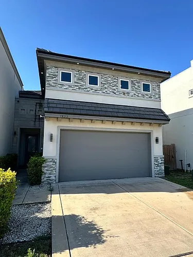 1822 Sunset Dr Photo 1