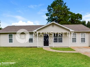130 Meadowview Ter, Oxford, GA 30054