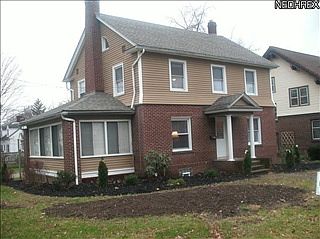 3rd image of 1708 Chestnut Blvd