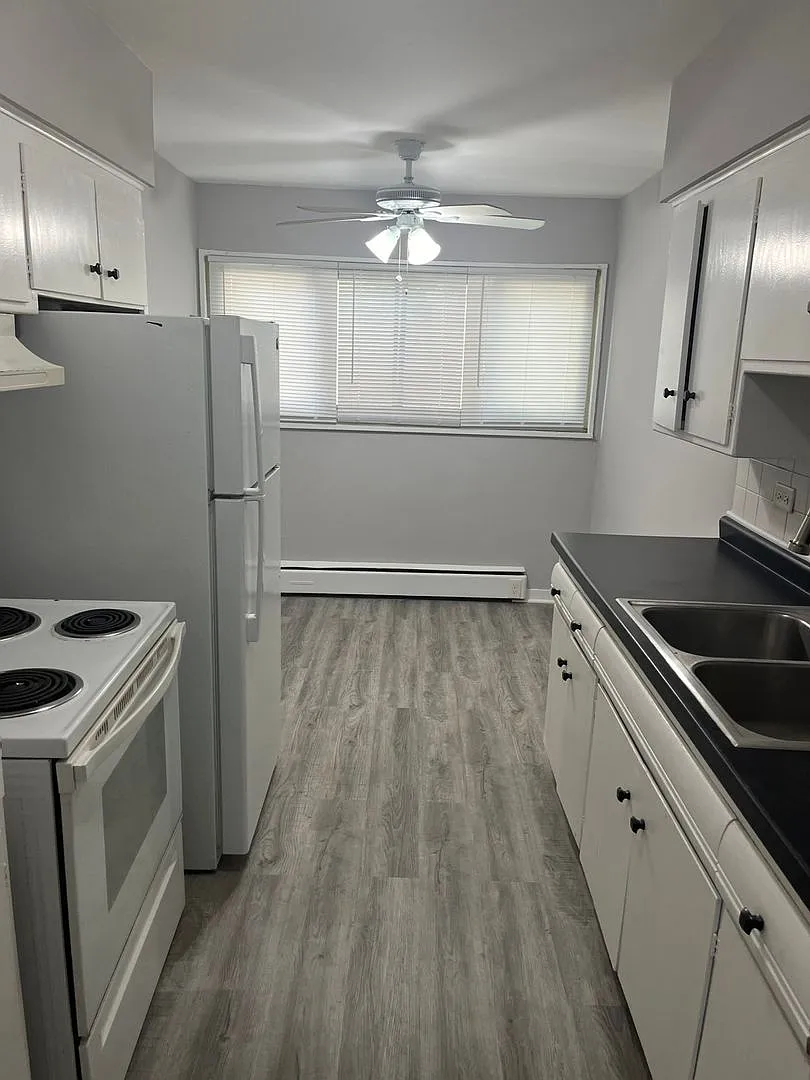 DORCHESTER PROPERTY INVESTMENT LLC — Photo 1