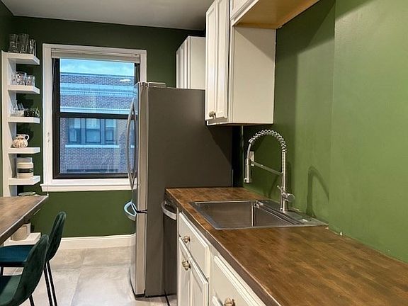 5th image of 145 Englewood Ave APT 43