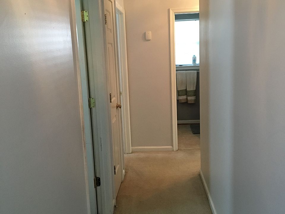 1st image of 10716 Peach Tree Dr