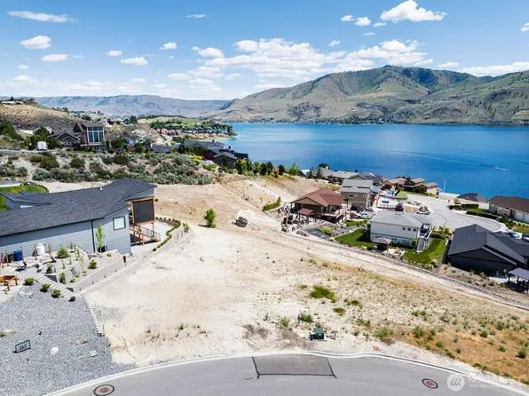 260 Apple Avenue, Chelan, WA 98816