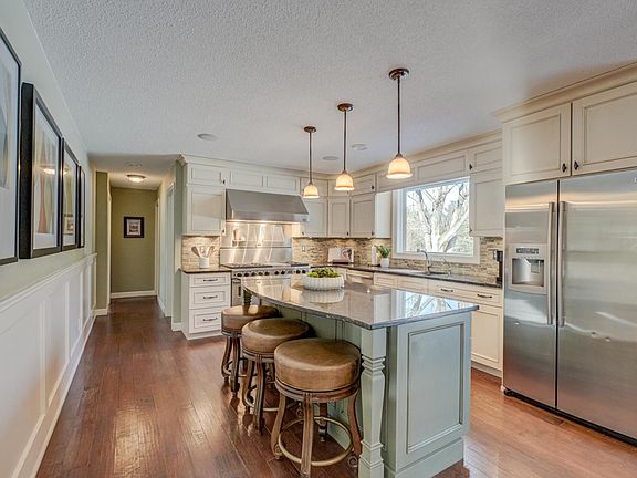 5th image of 14396 E Oakgreen Cir S