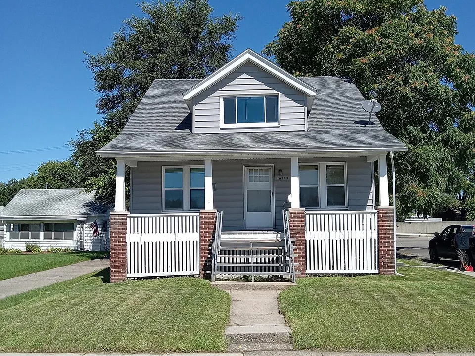 16223 Wilson St #2