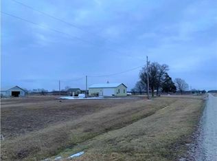 2531 County Road 950e, Lovington, IL 61937