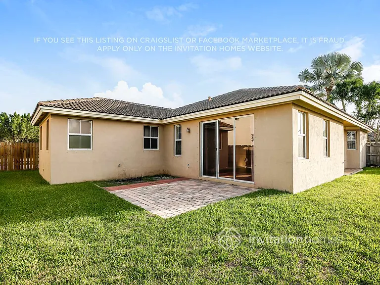 11783 SW 153rd Pl — Photo 16