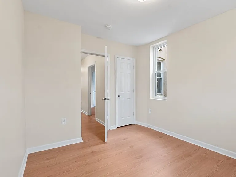 428 E Lorraine Ave #1 — Photo 15
