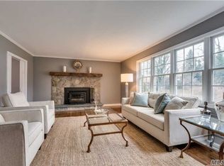 193 Southdown Rd, Huntington, NY 11743