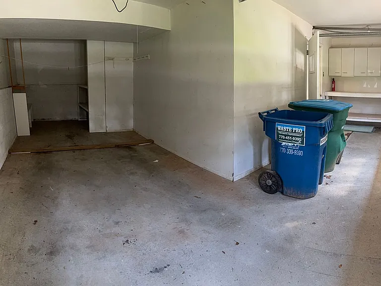 6775 Windfaire Dr — Photo 16
