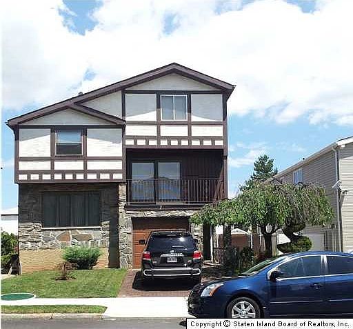 2nd image of 7 E Brandis Ave