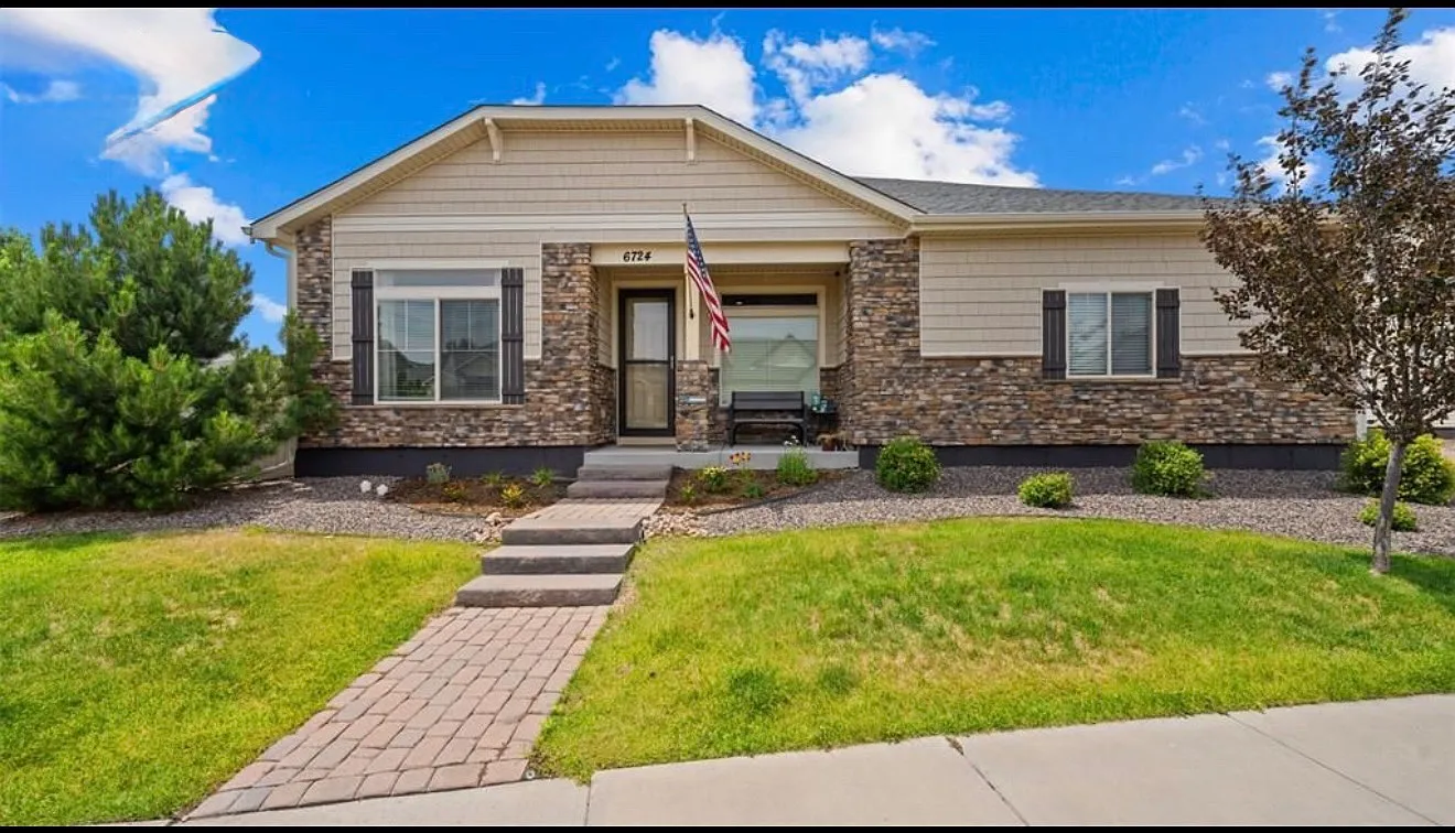 4 bed, 3390 sqft, $3,000 — Photo 1