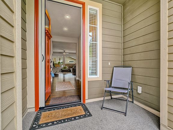 3rd image of 19207 146th St E