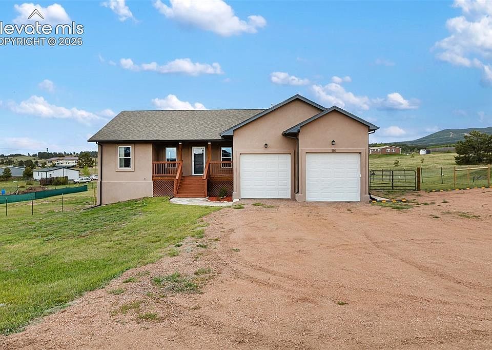 1st image of 114 Hunting Horn Ln