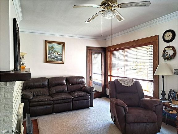 4th image of 4221 W 223rd St
