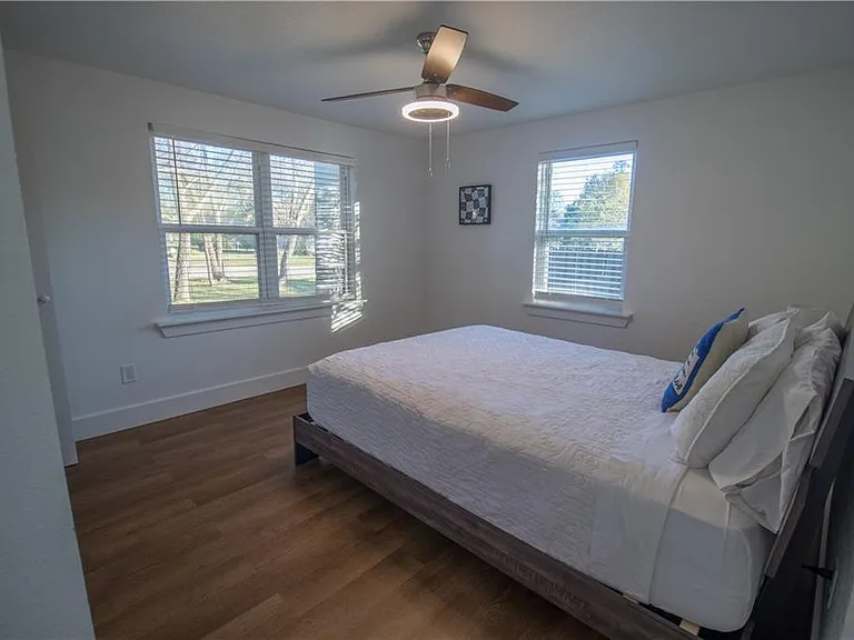 1760 Pine Woods Rd — Photo 9