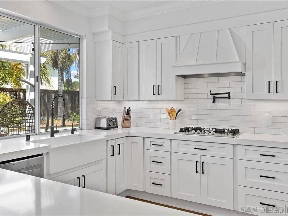 1st image of 333 Paloma Bay Ct