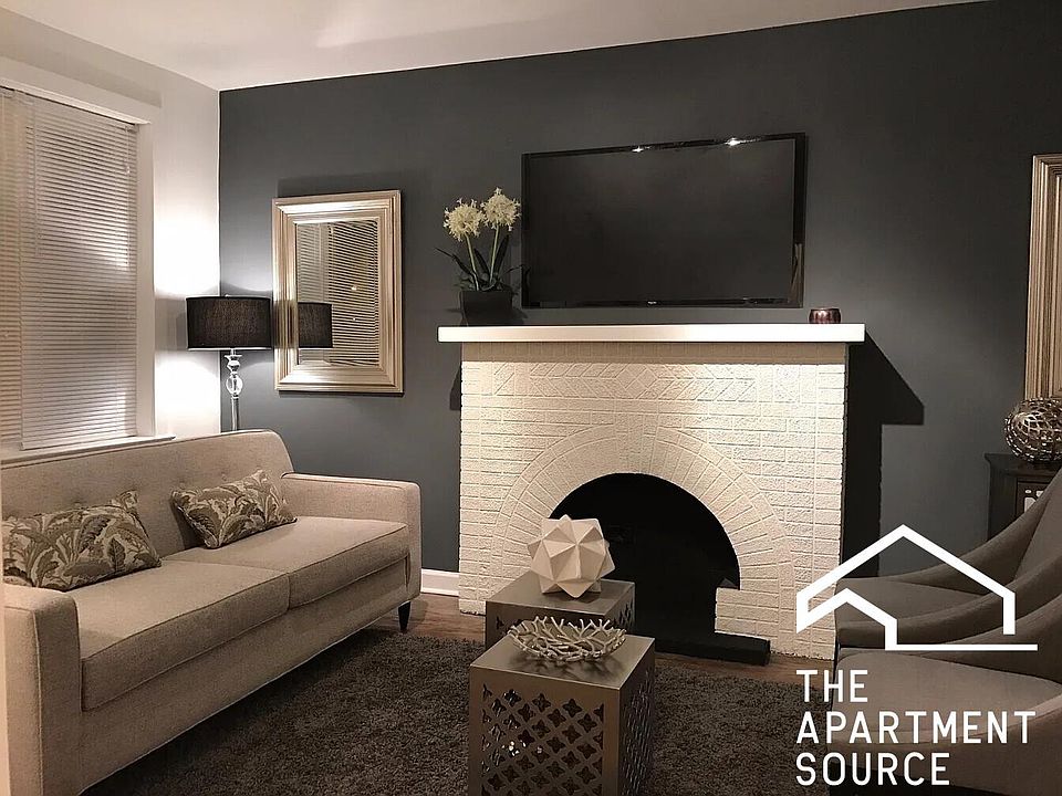 1st image of 2611 N Fairfield Ave APT 2
