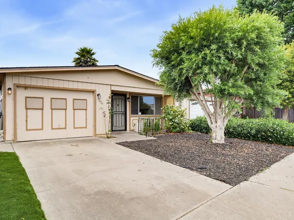 525 El Rio St, Watsonville, CA 95076