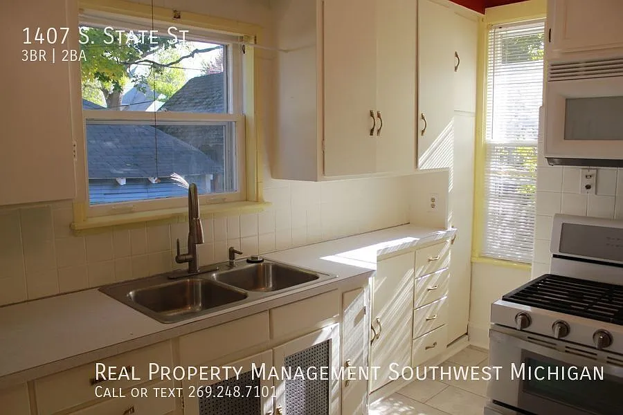 3 Bedroom Home in Downtown St. Joe — Photo 4