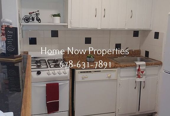 3rd image of 1414 Euclid Ave NE APT 10