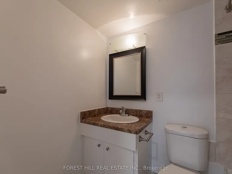 1130 Wilson Ave #306 — Photo 11