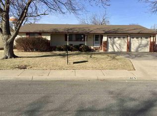 603 S Walnut St, Inman, KS 67546