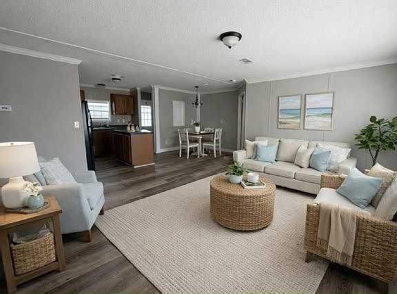 4th image of 1752 Hogue Ave #492