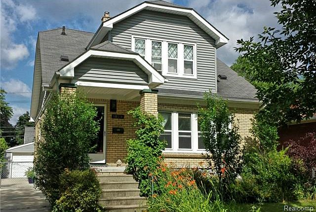 1st image of 1829 Clifton Ave