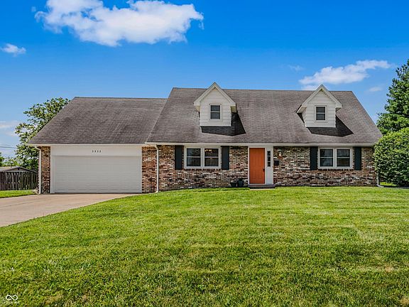 3rd image of 3232 Fairlawn Dr