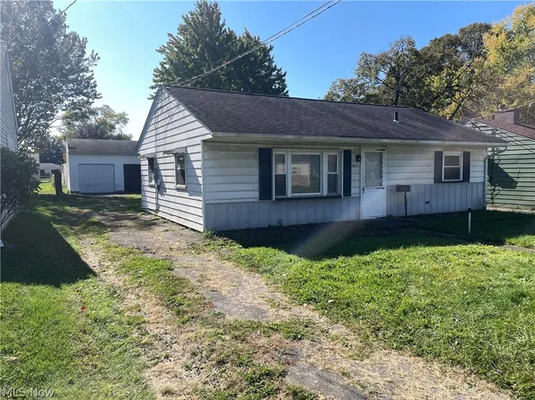 1617 Thalia Ave, Youngstown, OH 44514