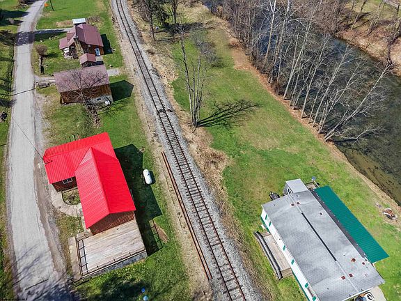 2nd image of 8248 Alton Rd