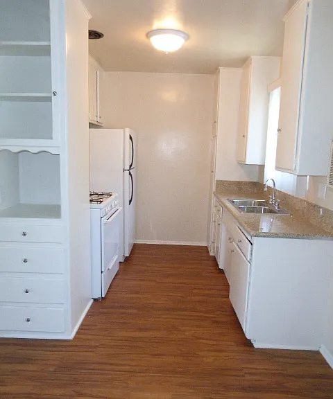 3101 W Ramona Rd #H — Photo 4