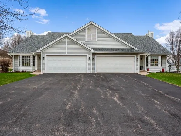 4352 Sunset Ter, Loves Park, IL 61111