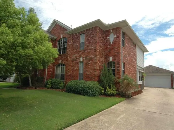 11014 Mesquite Dr, La Porte, TX 77571