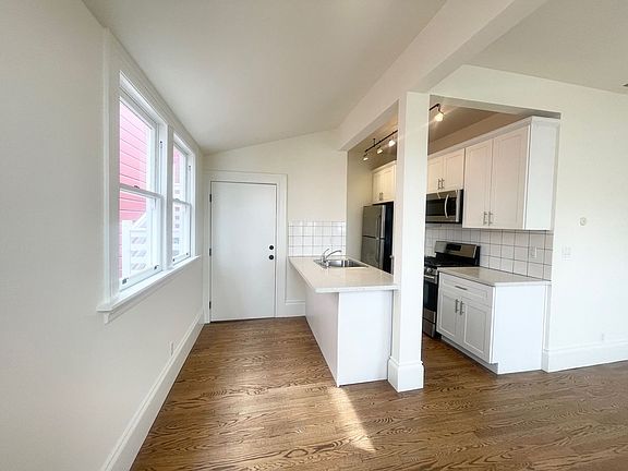 4th image of 339 Vallejo St
