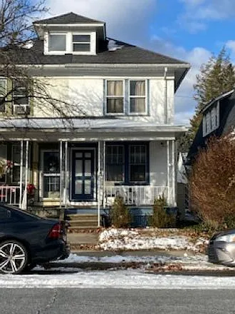 1211 Wood St — Photo 1