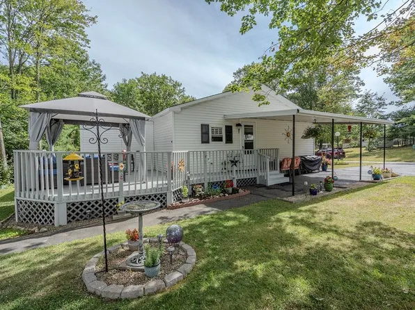 10 Roseberry Lane, Rochester, NH 03867