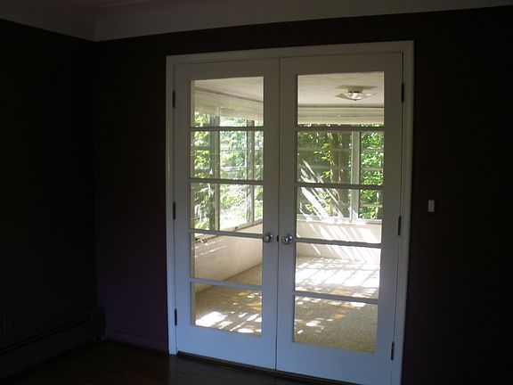 3rd image of 7200 Parkhurst Dr