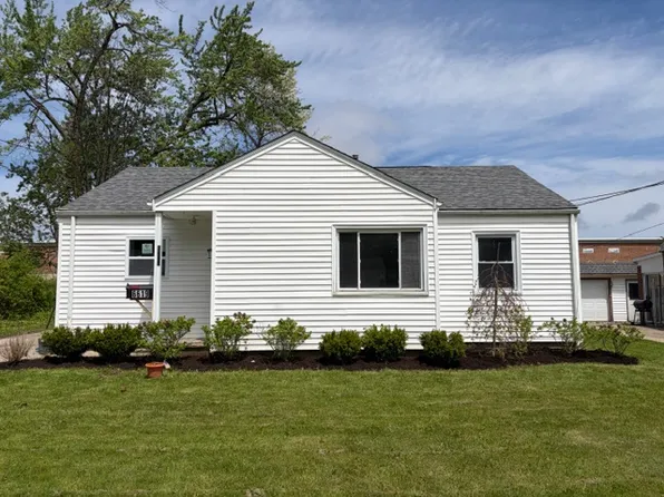6619 Ridgeview Rd, Mayfield Heights, OH 44124