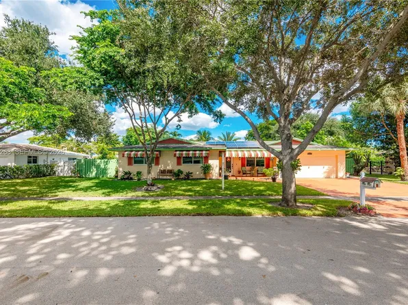 5941 SW 16th Ct, Plantation, FL 33317