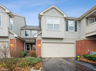 2282 Rockefeller Dr, Geneva, IL 60134