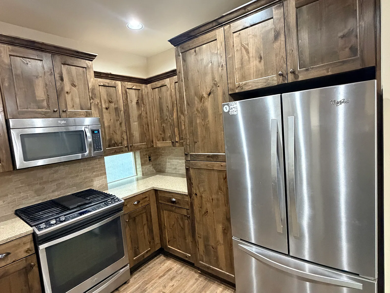 3 bed, 2.5 bath, 1638 sqft, $3,000 — Photo 2